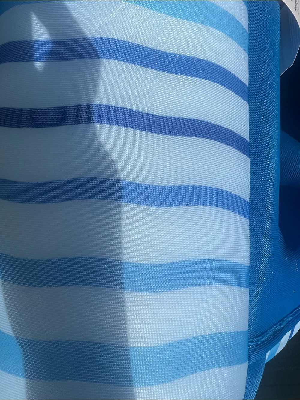 Blue Floatable Pool Lounger - Picture 5 of 5